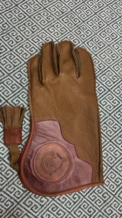 COWBOY GLOVE